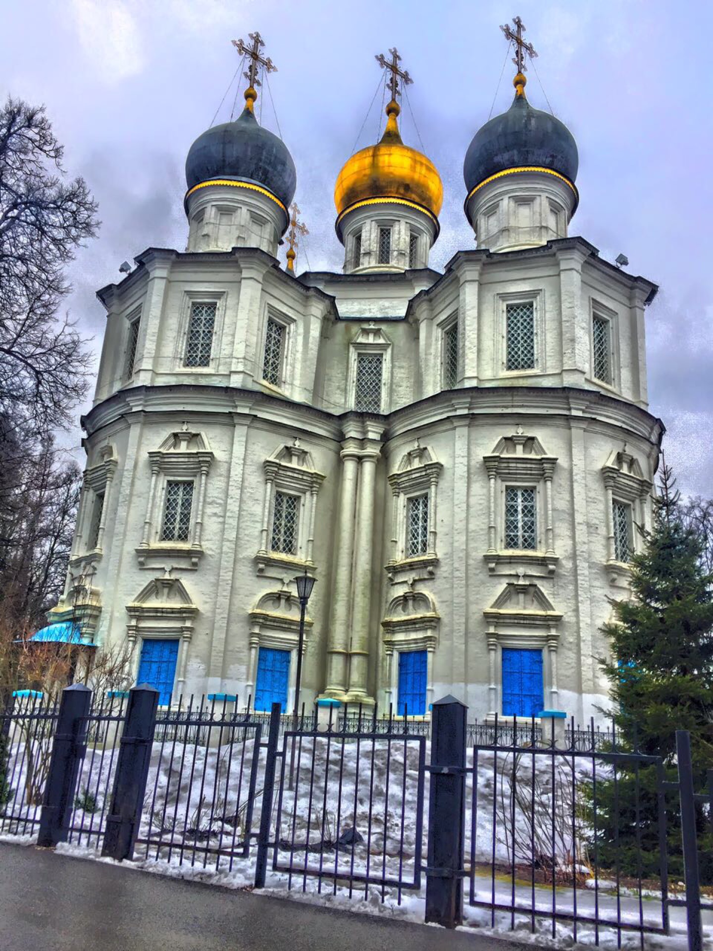 Храм Казанской Иконы Божией Матери в Узком, время работы